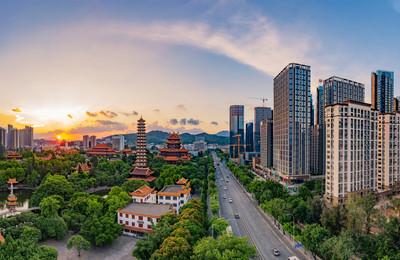 飛(fei)越福州(zhou)--古(gu)今(jin)交融的(de)有福之州(zhou)