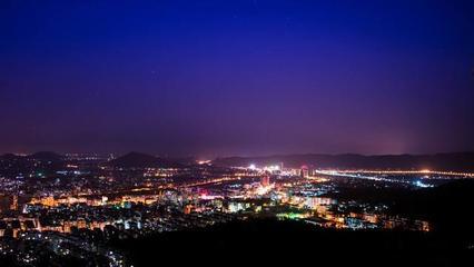 福州(zhou)婚(hun)戀市場(chang)觀察 有房(fang)對象能“減(jian)負”多(duo)少年(nian)？